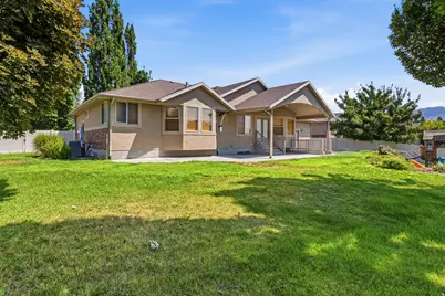 2513 W 775 N, Layton, UT 84041 - Photo 10