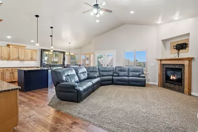 2513 W 775 N, Layton, UT 84041 - Photo 44