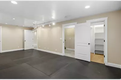 2513 W 775 N, Layton, UT 84041 - Photo 32