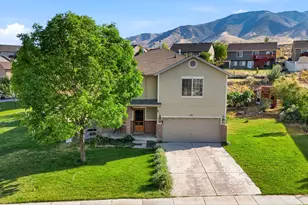 261 W Kestrel Dr, Saratoga Springs, UT 84045 - Photo 2
