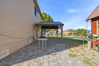 261 W Kestrel Dr, Saratoga Springs, UT 84045 - Photo 26