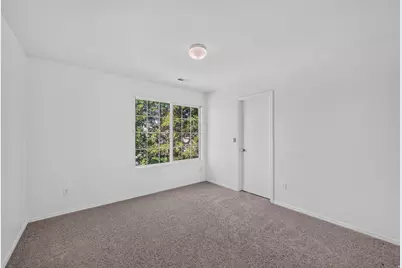 261 W Kestrel Dr, Saratoga Springs, UT 84045 - Photo 20