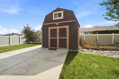 1051 S 900 W, Tooele, UT 84074 - Photo 34