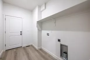 11184 S Easy Bee Rd W, South Jordan, UT 84009 - Photo 32