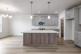 11184 S Easy Bee Rd W, South Jordan, UT 84009 - Photo 6