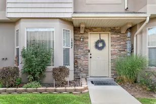 187 S Tamarak, Lehi, UT 84043 - Photo 2