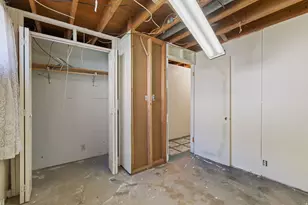 2590 W 5000 S, Roy, UT 84067 - Photo 28