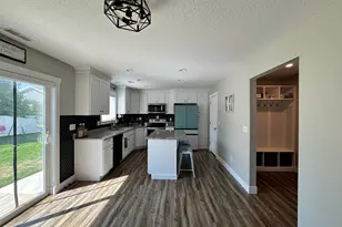 227 W Braeburn Ln, Santaquin, UT 84655 - Photo 10