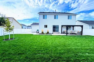 227 W Braeburn Ln, Santaquin, UT 84655 - Photo 4