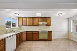 1146 E 4500 S, Millcreek, UT 84117 - Photo 14