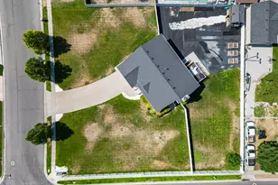 1133 S Bridge Creek Ln W, Layton, UT 84041 - Photo 34