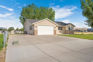 30 S 475 E, Enterprise, UT 84725 - Photo 4