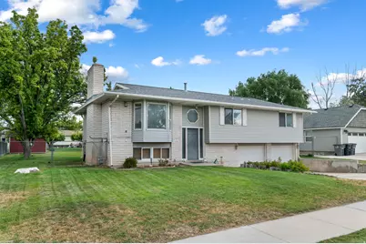 1204 W 10610 S, South Jordan, UT 84095 - Photo 2