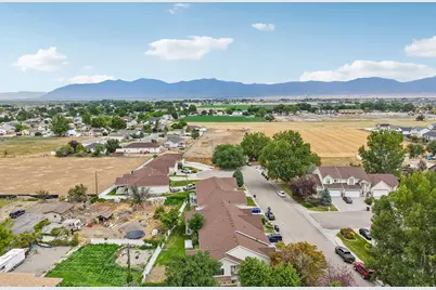 233 E Country Haven Ln S, Grantsville, UT 84029 - Photo 50
