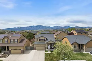 8757 N Jefferson Dr, Eagle Mountain, UT 84005 - Photo 28