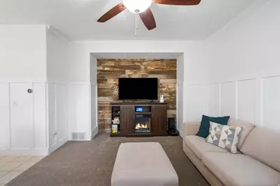 8757 N Jefferson Dr, Eagle Mountain, UT 84005 - Photo 8