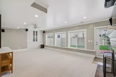 342 W Millcreek Rd, Pleasant Grove, UT 84062 - Photo 40