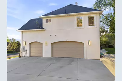 342 W Millcreek Rd, Pleasant Grove, UT 84062 - Photo 52