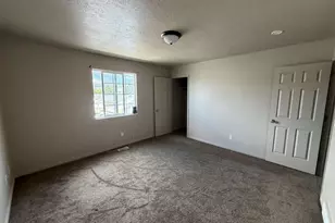285 E 2300 N, North Ogden, UT 84414 - Photo 2