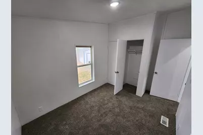 1594 W 400 Plac S, Salt Lake City, UT 84104 - Photo 8