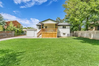 6685 S 1680 E, Cottonwood Heights, UT 84121 - Photo 36