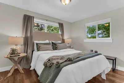 6685 S 1680 E, Cottonwood Heights, UT 84121 - Photo 16