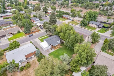 6685 S 1680 E, Cottonwood Heights, UT 84121 - Photo 48