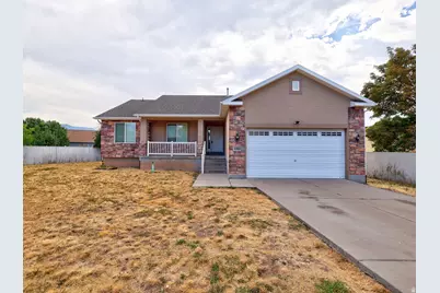 1065 S 1650 E, Clearfield, UT 84015 - Photo 1