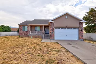 1065 S 1650 E, Clearfield, UT 84015 - Photo 1