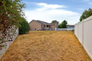 1065 S 1650 E, Clearfield, UT 84015 - Photo 2