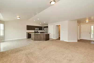 1065 S 1650 E, Clearfield, UT 84015 - Photo 10