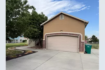 5197 S 3100 W, Roy, UT 84067 - Photo 2
