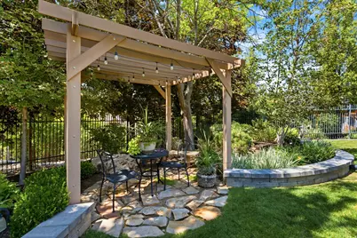 4220 Summerwood Dr, Bountiful, UT 84010 - Photo 46