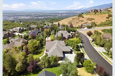4220 Summerwood Dr, Bountiful, UT 84010 - Photo 70