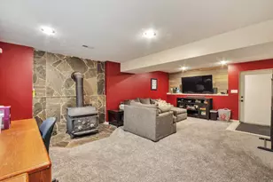 2257 N 700 W, Harrisville, UT 84414 - Photo 18