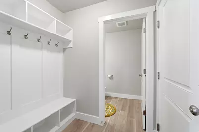 356 E 2075 N, North Logan, UT 84341 - Photo 10