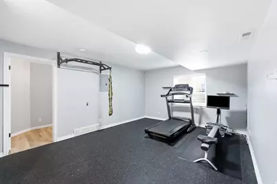 5334 S Castlegate Dr, Salt Lake City, UT 84117 - Photo 20