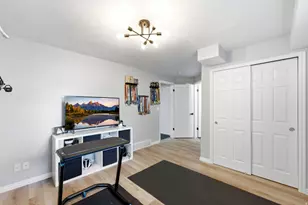 5334 S Castlegate Dr, Salt Lake City, UT 84117 - Photo 18