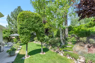 1063 E 1100 N, Pleasant Grove, UT 84062 - Photo 46