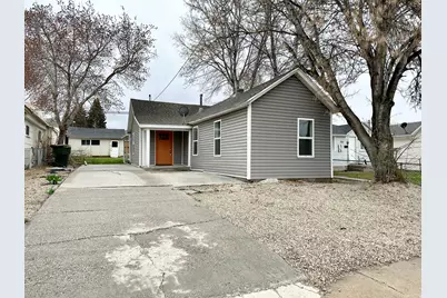 282 E Vine St, Tooele, UT 84074 - Photo 2