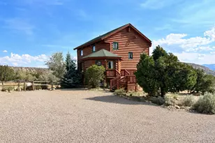 5390 N Eagle Dr, Kenilworth, UT 84529 - Photo 2