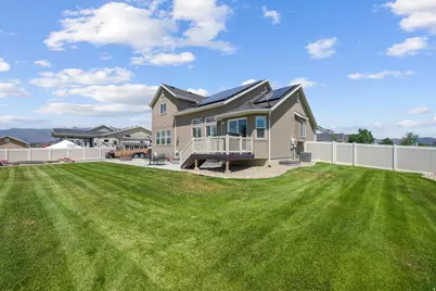 1576 E Lowe Peak Dr, Eagle Mountain, UT 84005 - Photo 36