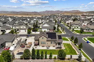 1576 E Lowe Peak Dr, Eagle Mountain, UT 84005 - Photo 42