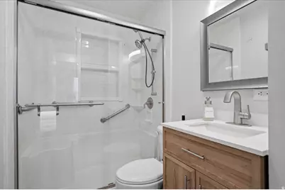 165 S 400 E, Kaysville, UT 84037 - Photo 14