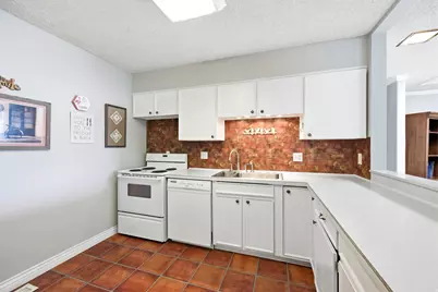 381 W 400 N #11, Bountiful, UT 84010 - Photo 16