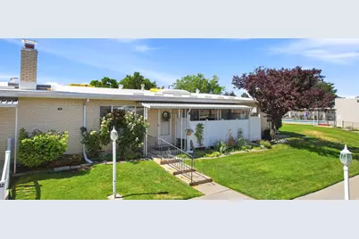 381 W 400 N #11, Bountiful, UT 84010 - Photo 4