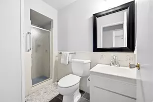 381 W 400 N, Bountiful, UT 84010 - Photo 18