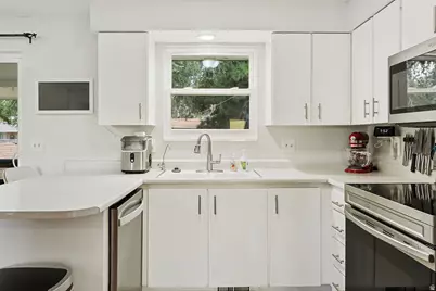 2920 S Patricia Cir W, Magna, UT 84044 - Photo 12