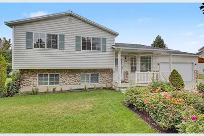 1421 W 50 S, Lehi, UT 84043 - Photo 2