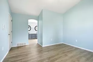5253 S Midland Dr W, Roy, UT 84067 - Photo 22